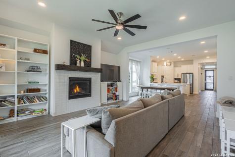 1855 Cowbird Avenue New Braunfels TX 78132