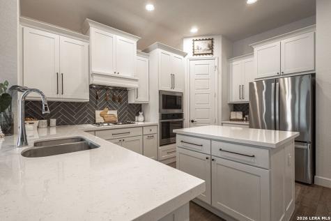 1855 Cowbird Avenue New Braunfels TX 78132