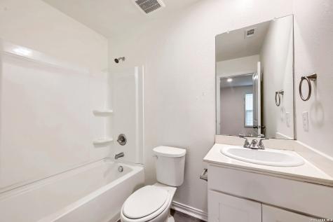 519 S San Gabriel Avenue San Antonio TX 78237