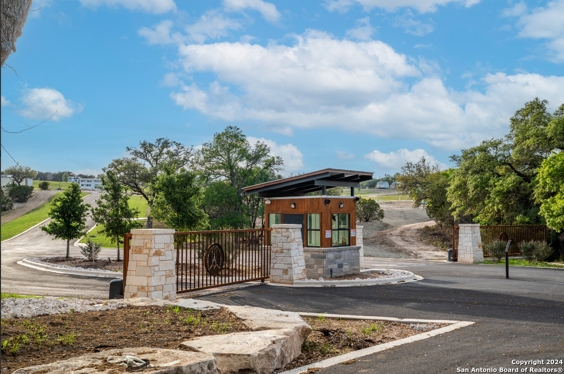 5386 Ranch Road 1376 #101 Fredericksburg TX 78624