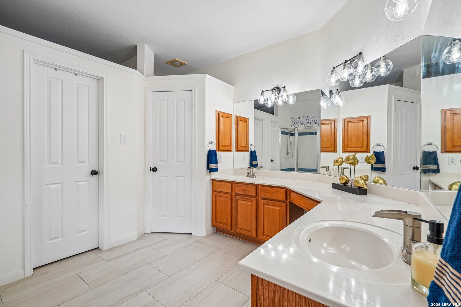 18727 Surreywood San Antonio TX 78258
