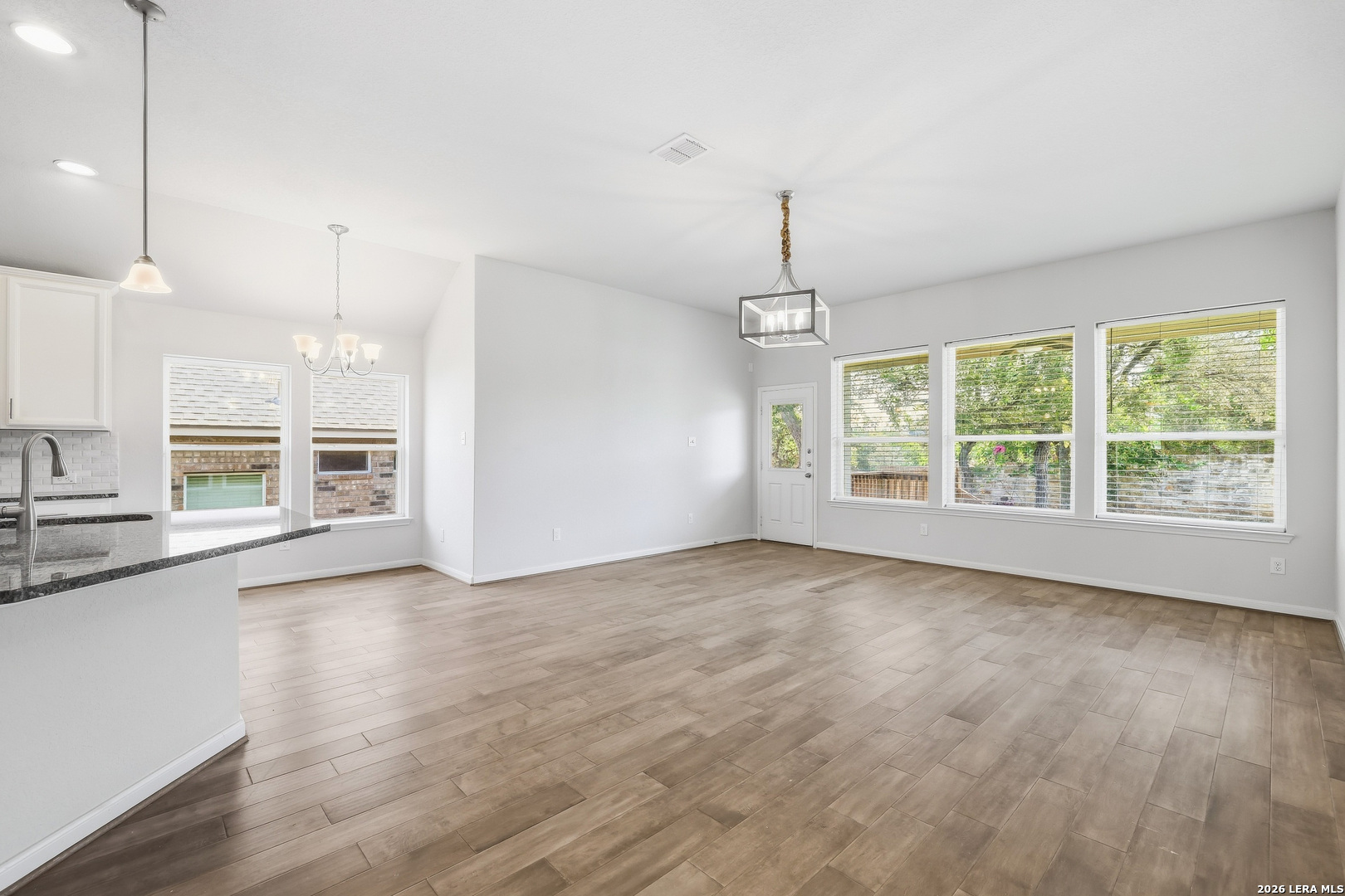 1906 Lindal Pointe San Antonio TX 78260