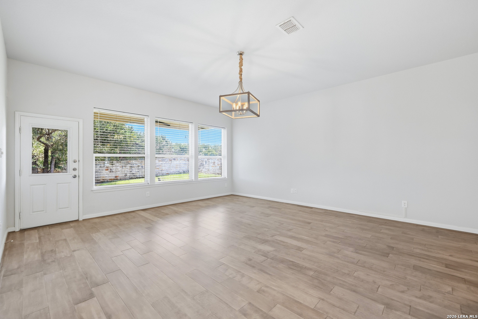1906 Lindal Pointe San Antonio TX 78260