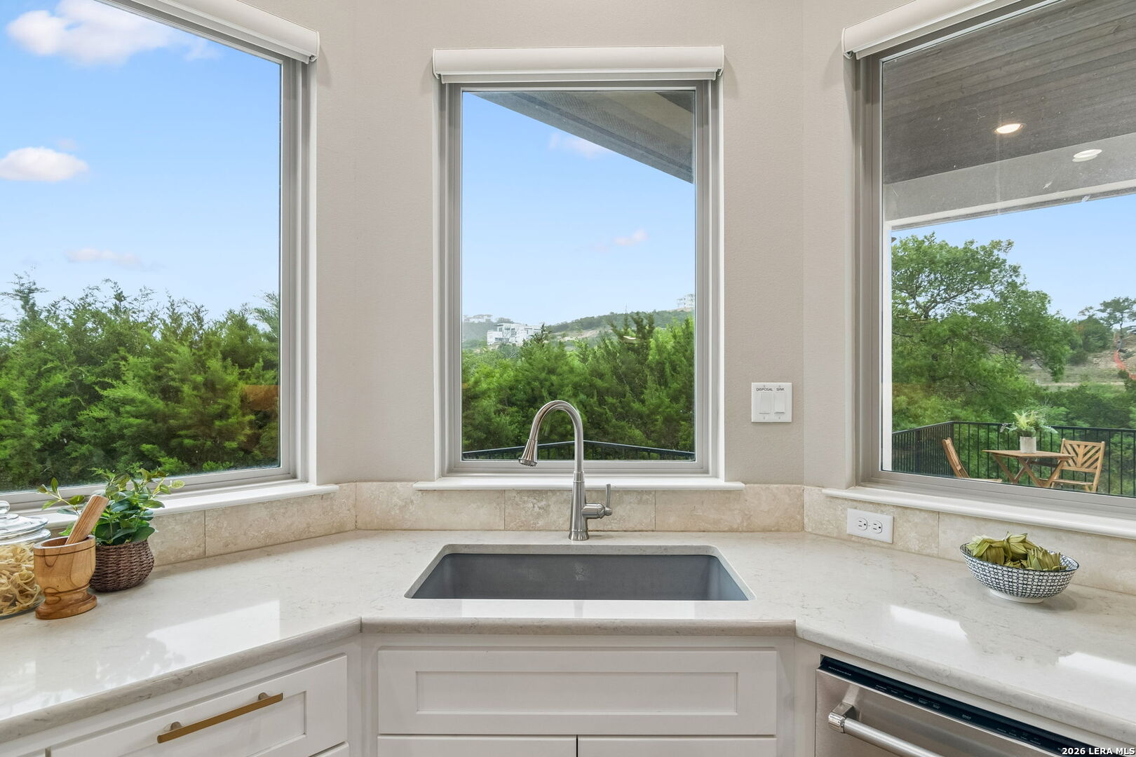 10827 Nina Ridge San Antonio TX 78255