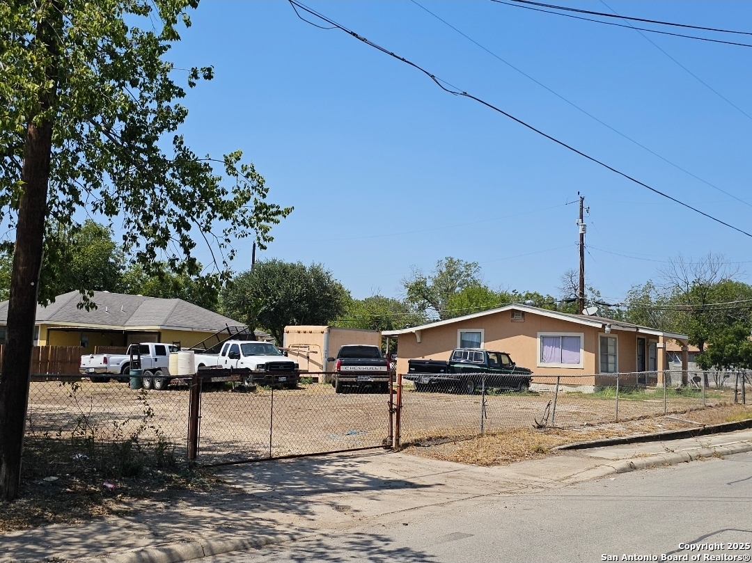 802 Proctor San Antonio TX 78221