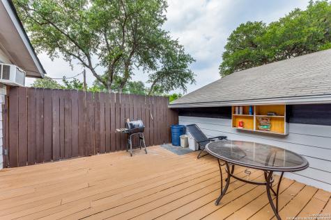 259 Park Drive Lakehills TX 78063