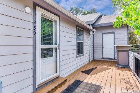 259 Park Drive Lakehills TX 78063