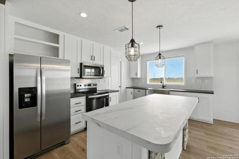 2479 Fm 1332 Jourdanton TX 78026