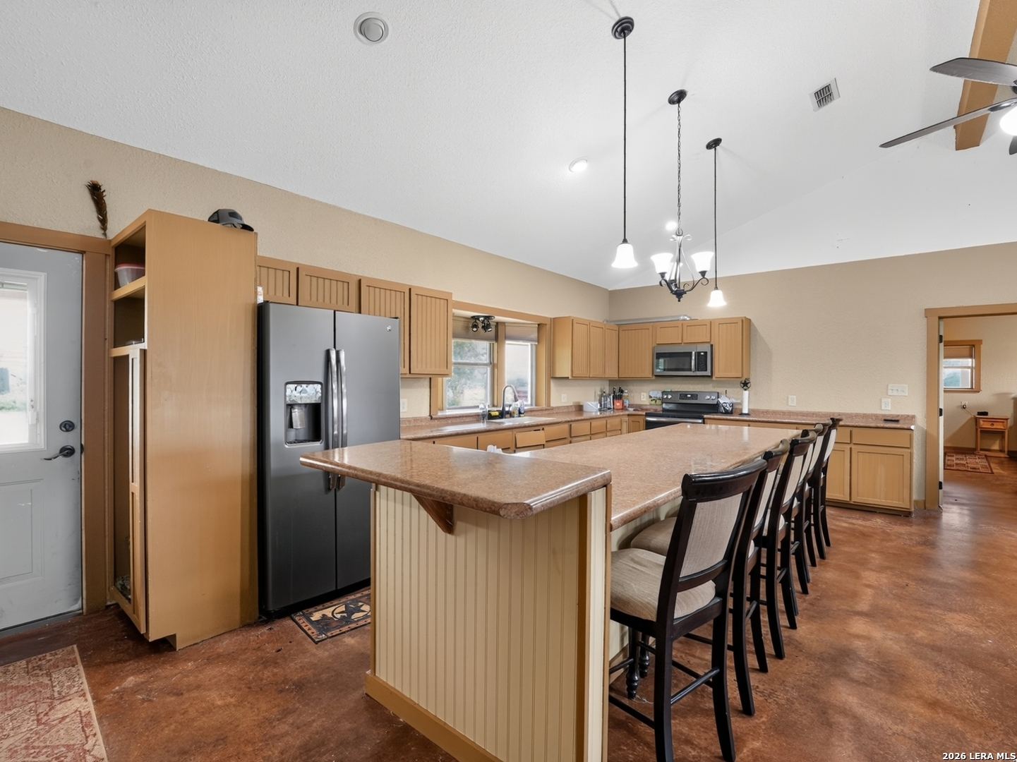 2217 County Road 412 Stockdale TX 78160