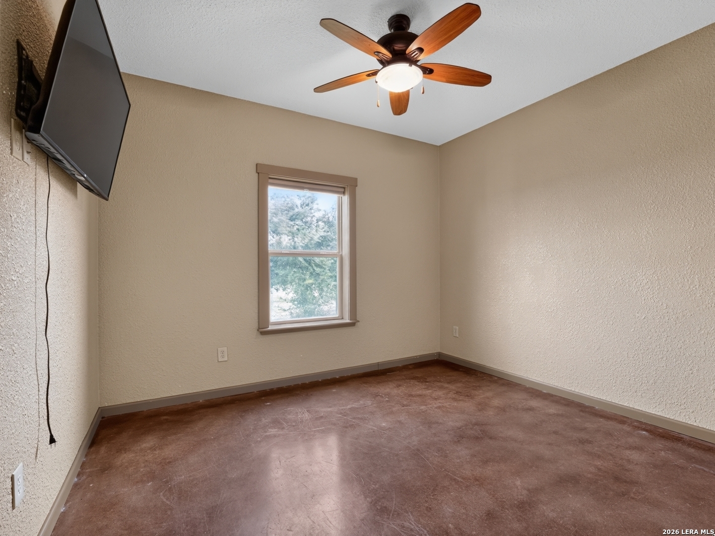 2217 County Road 412 Stockdale TX 78160