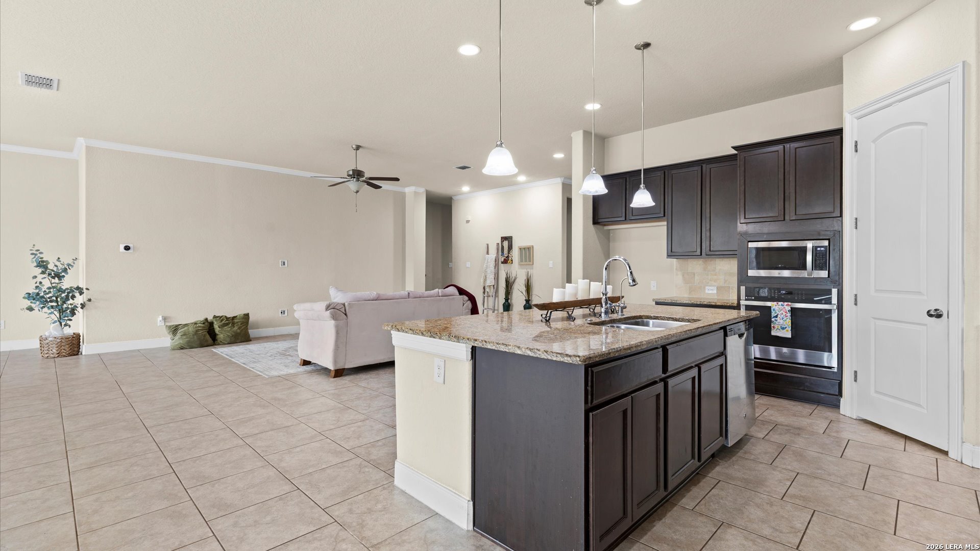 813 Sussex Cibolo TX 78108