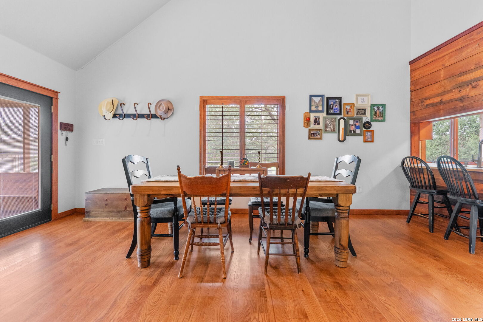 208 Oak Bend Drive La Vernia TX 78121