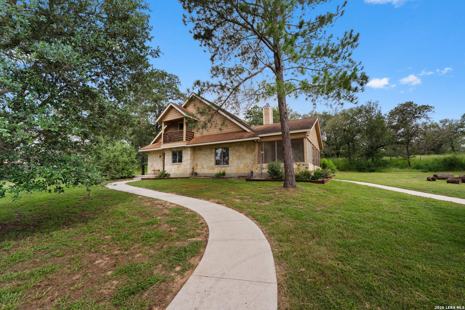 208 Oak Bend Drive La Vernia TX 78121