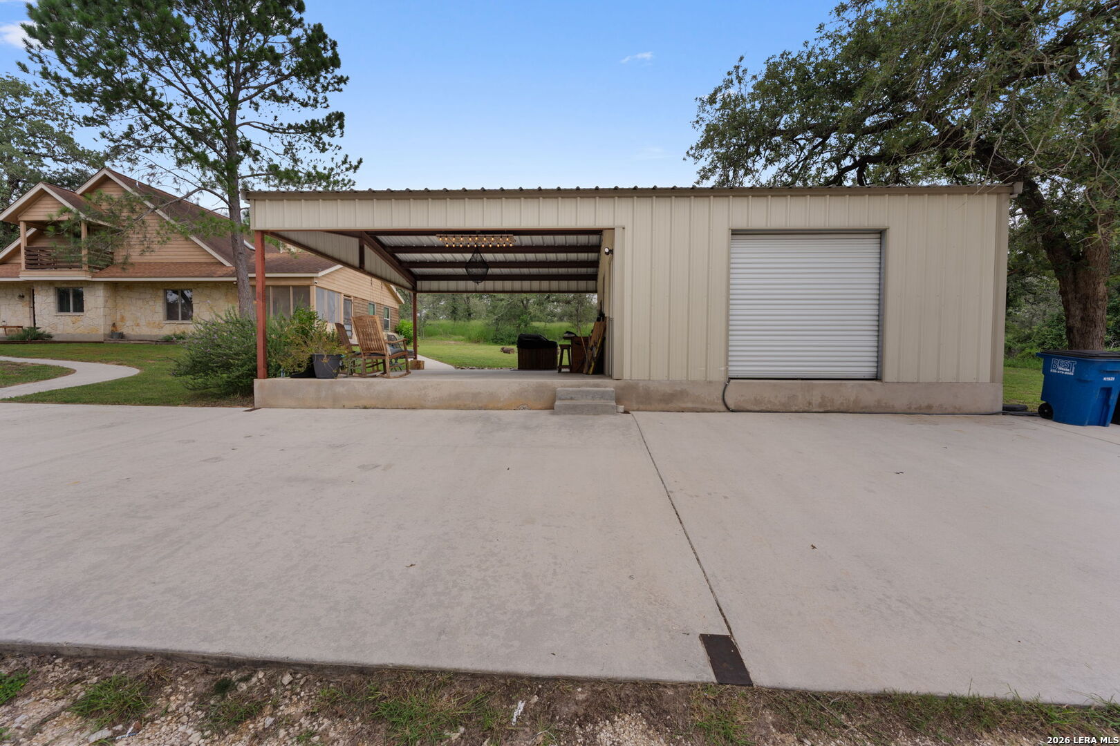 208 Oak Bend Drive La Vernia TX 78121