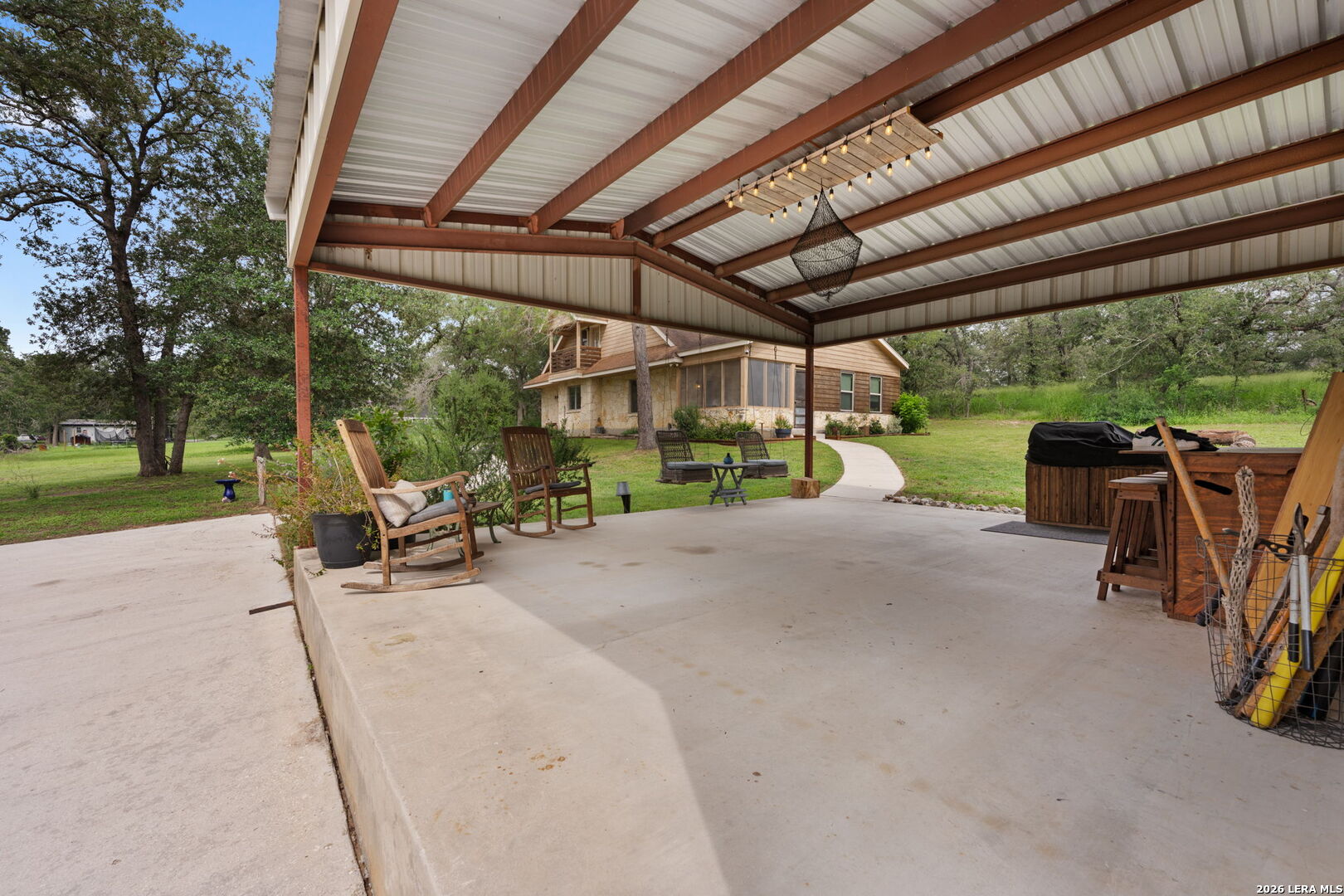 208 Oak Bend Drive La Vernia TX 78121
