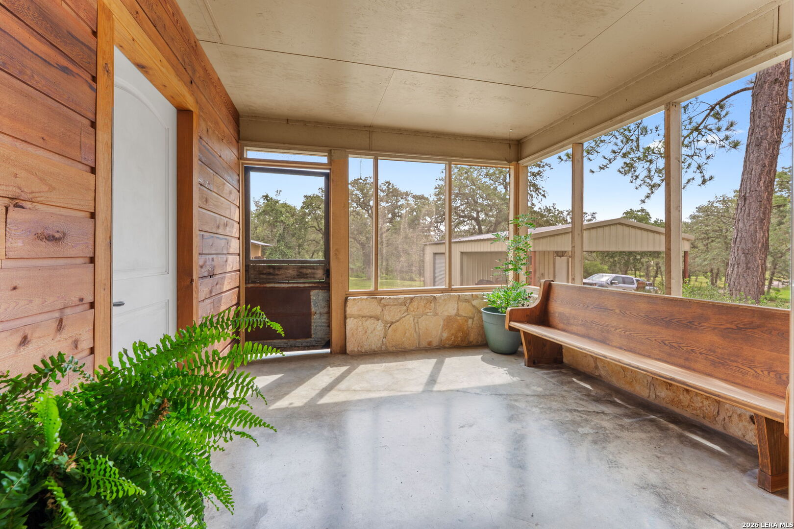 208 Oak Bend Drive La Vernia TX 78121
