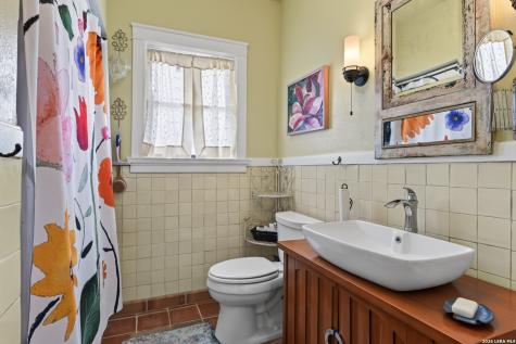 141 E Magnolia Avenue San Antonio TX 78212