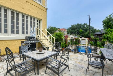 141 E Magnolia Avenue San Antonio TX 78212