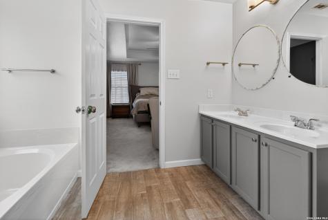 1539 Lilac Mist San Antonio TX 78260