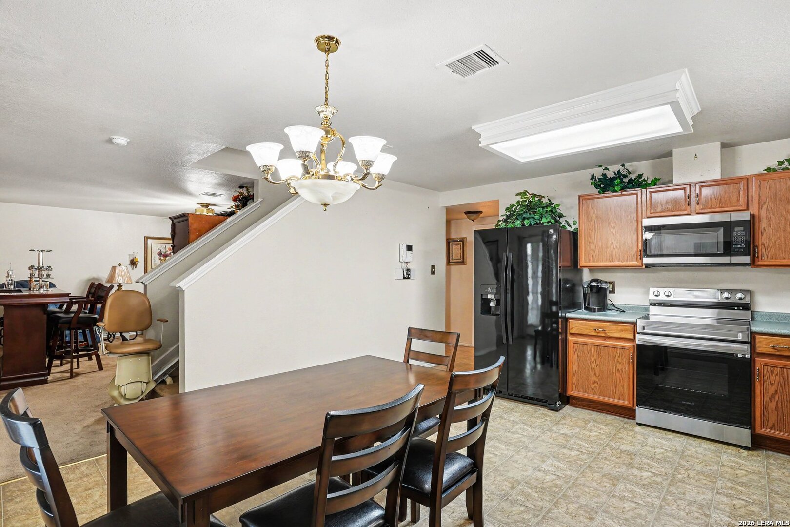 7706 Cedar Farm San Antonio TX 78239