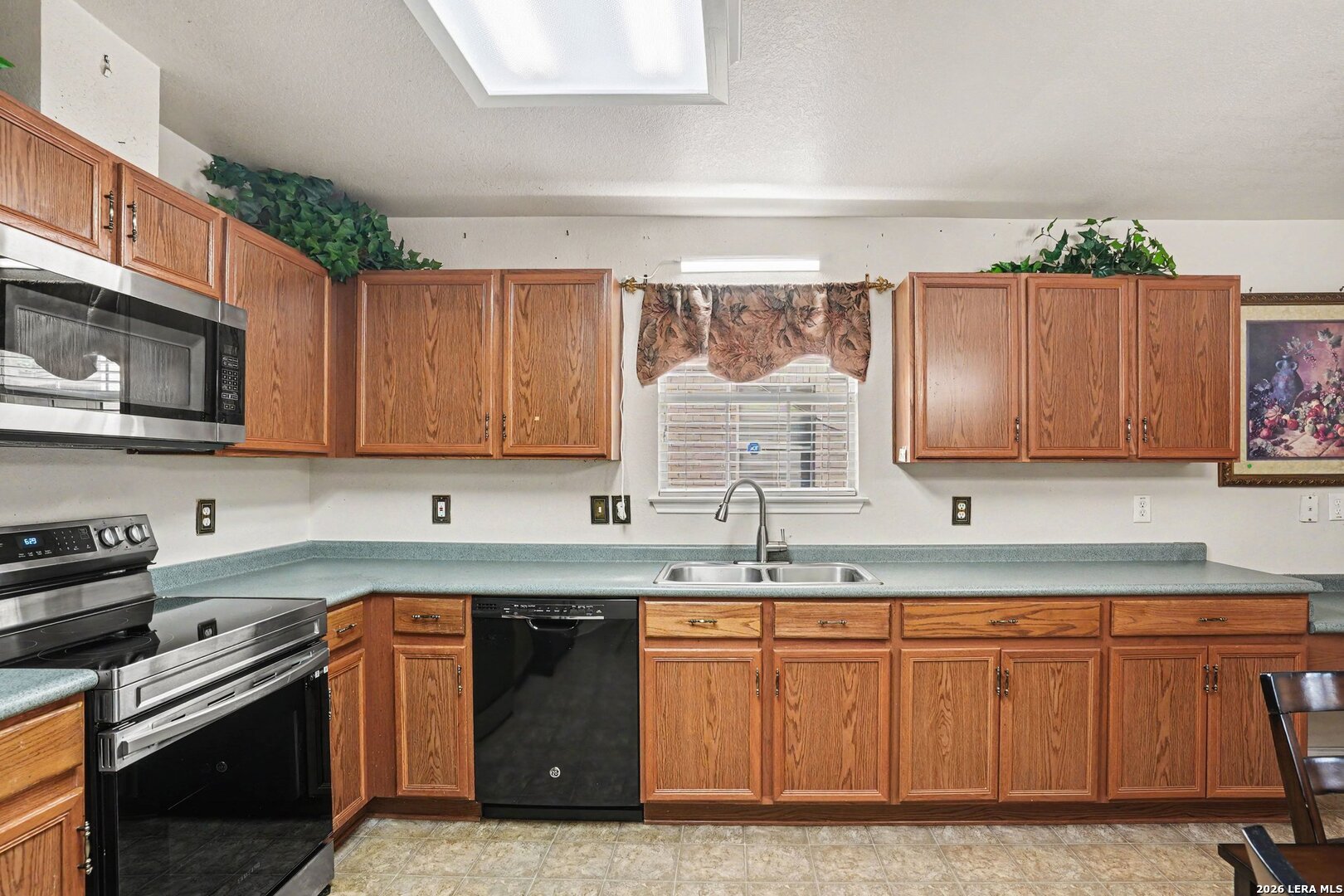7706 Cedar Farm San Antonio TX 78239