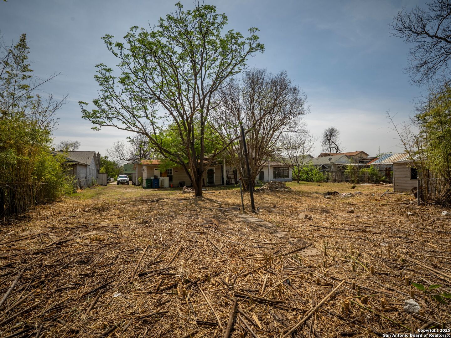 1907 W Woodlawn Avenue San Antonio TX 78201