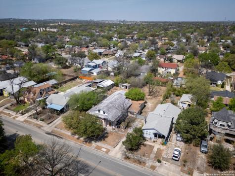 1907 W Woodlawn Avenue San Antonio TX 78201