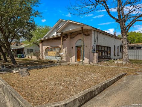 1907 W Woodlawn Avenue San Antonio TX 78201