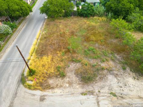 255 Coyol Street San Antonio TX 78237