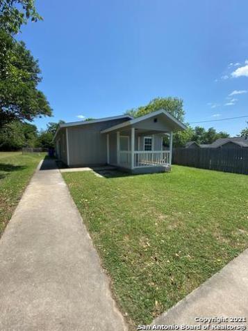 705 Beech Street Kerrville TX 78028
