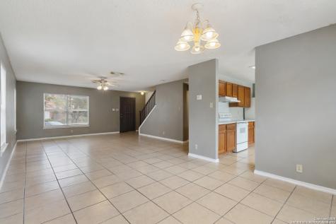 8310 Border Ridge Drive San Antonio TX 78240