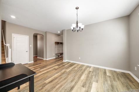 11312 Red Oak Turn Helotes TX 78023