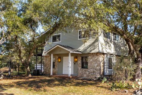 510 Red Oak Woods Canyon Lake TX 78133