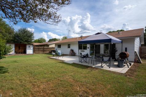 6635 Spring Hollow San Antonio TX 78249