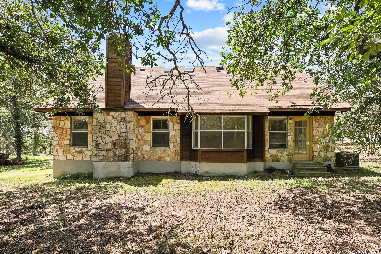 336 Lost Trail La Vernia TX 78121