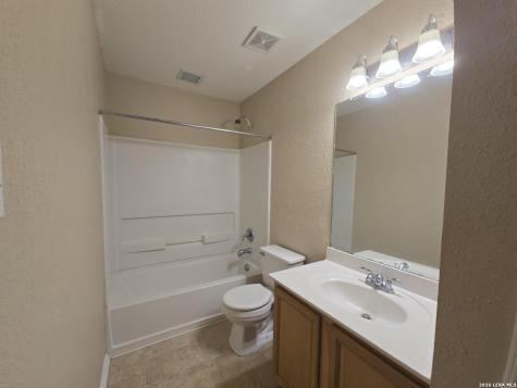 1023 Avocet San Antonio TX 78245