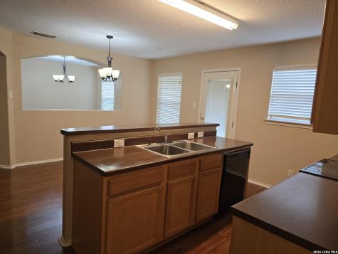 1023 Avocet San Antonio TX 78245