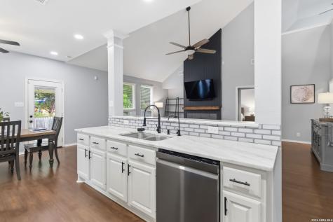 11714 Brae Valley San Antonio TX 78249