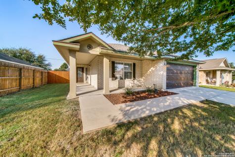 526 Roadrunner Avenue New Braunfels TX 78130