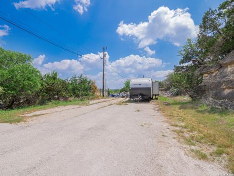 273 Plum Cove Road Lakehills TX 78063