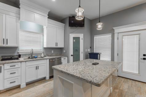2822 Sammy Ibarra Eagle Pass TX 78852