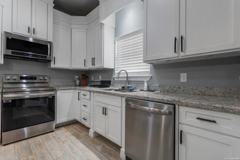 2822 Sammy Ibarra Eagle Pass TX 78852