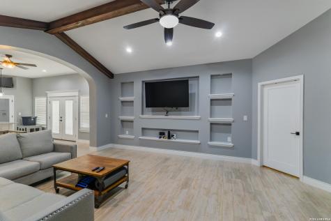 2822 Sammy Ibarra Eagle Pass TX 78852