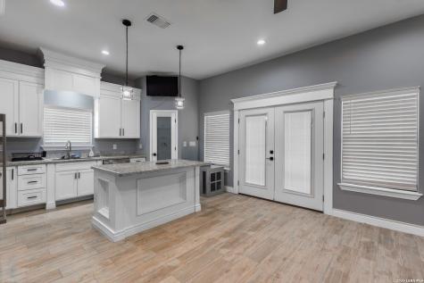 2822 Sammy Ibarra Eagle Pass TX 78852