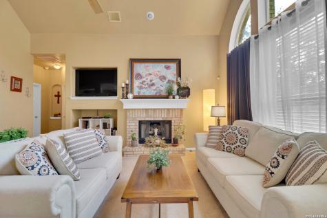 2611 Menard San Antonio TX 78251