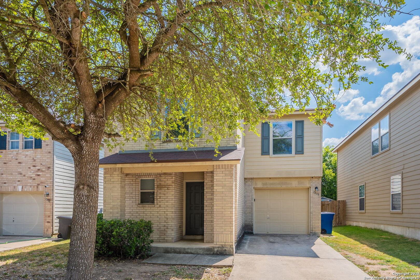 7439 Circle Farm San Antonio TX 78239