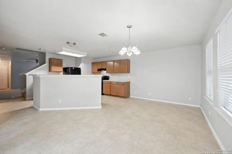 7439 Circle Farm San Antonio TX 78239