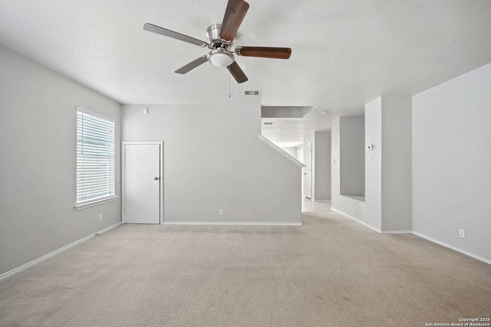 7439 Circle Farm San Antonio TX 78239