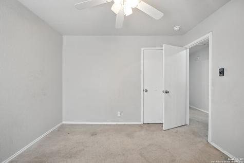 7439 Circle Farm San Antonio TX 78239