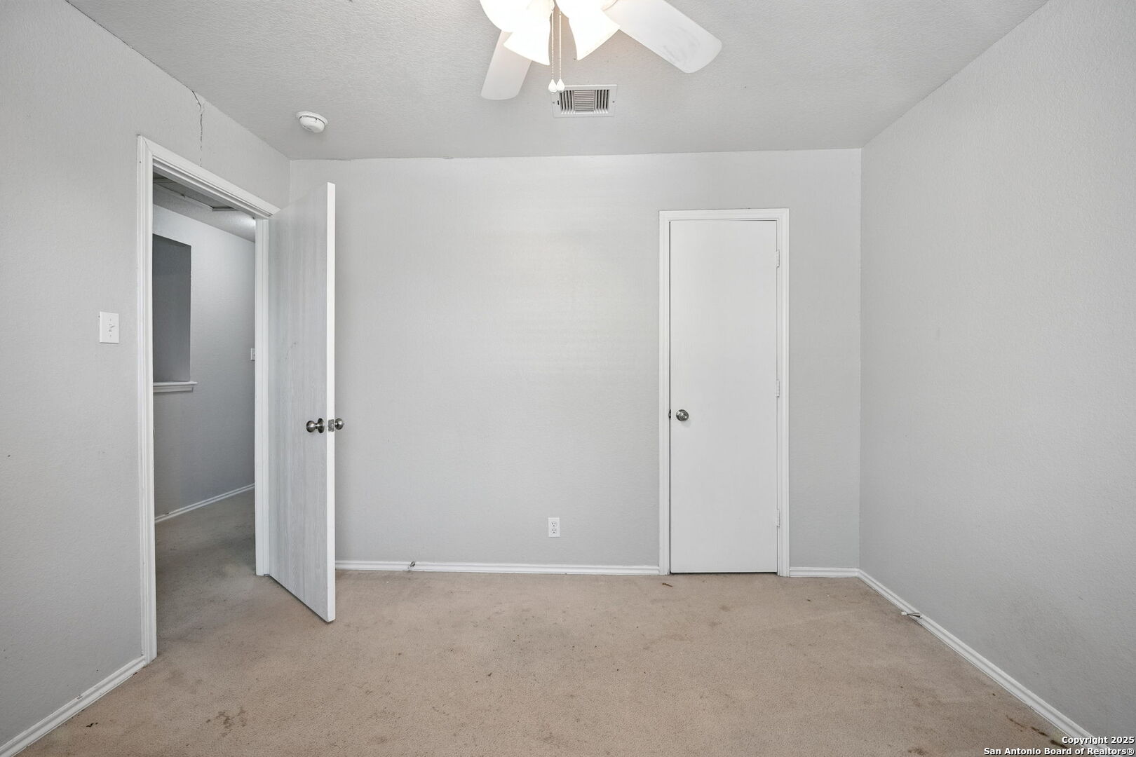 7439 Circle Farm San Antonio TX 78239
